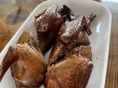 红烧乳鸽-崖口煲仔饭