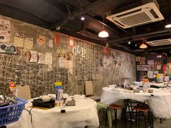 大堂-鲜入围煮花胶鸡海鲜火锅