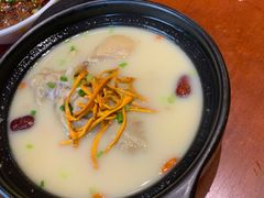 虫草花蹄花汤-付小姐在成都(中山公园店)