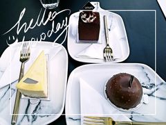 -UNI UNI(环亚凯瑟琳店)