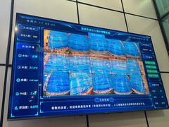 -奥冠体育华师附中恒温游泳馆