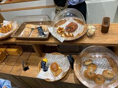 -沁屋面包店(人民东路店)