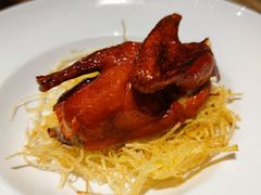 脆皮乳鸽-香山湖家家宴(中山陵店)