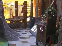 -暴风岛沉浸式体验馆(百联世纪店)