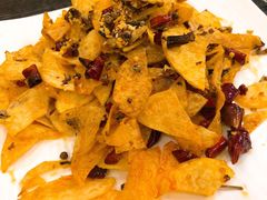 -扒虾小妹儿麻辣海鲜(宏图街店)