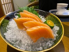 三文鱼刺身-村树料理(光明红木小镇店)