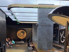 -喜茶(深圳万象城黑金店)
