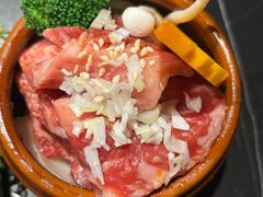 -山川小町·极番烧肉(新地假日广场店)