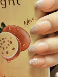 -花系美·美甲美睫精品店