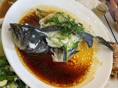 -覃记海鲜美食餐厅