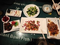 -南京金牛湖巨碗鱼头