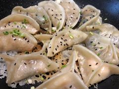 葱香煎饺-小金鬼·煎饺·鸽子汤