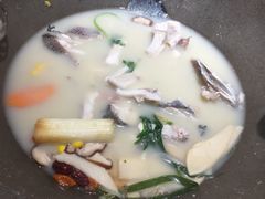 -咕嘟草帽鱼·牛奶一样的鲜鱼汤(包河万达广场创始店)