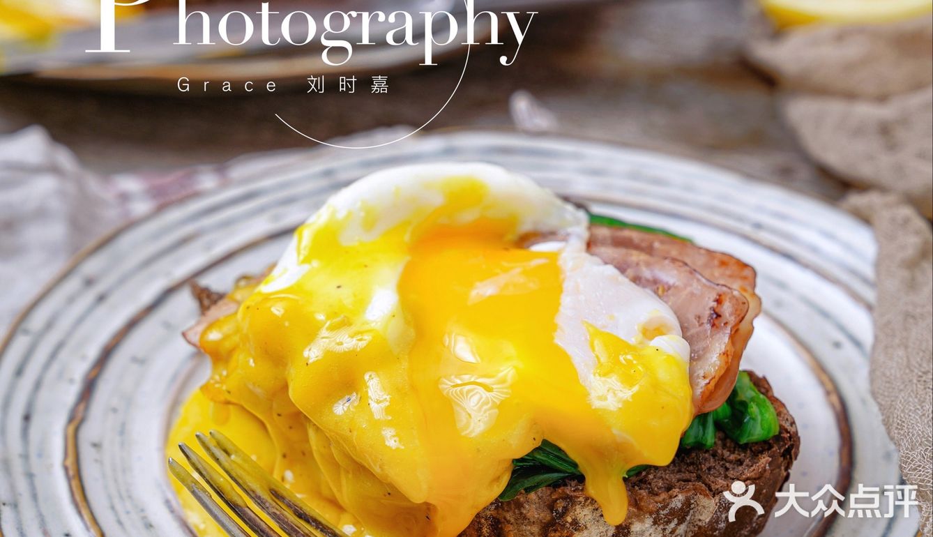 宅家brunch Eggs Benedict班尼迪克蛋