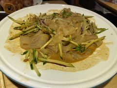 -关东小磨东北菜(上海长风大悦城店)