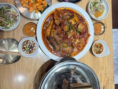 -青瓦餐厅·生鱼片·韩园烤肉(西塔店)