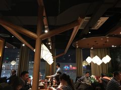 大堂-云海肴·汽锅鸡·云南菜(天山百盛优客店)