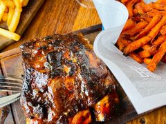 -Ribs & Burgers The Rocks