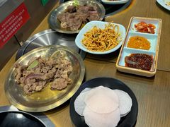 -猪啊牛呀羊啊铜盘烤肉(正大广场店)