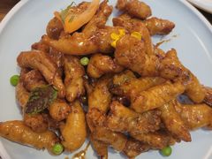 -山楂树融合菜餐厅