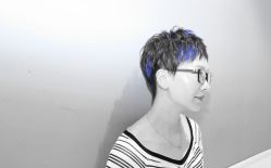 -T8 SALON