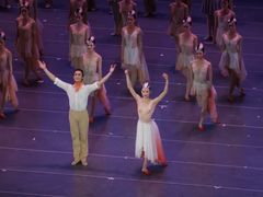 -交通银行前滩31演艺中心