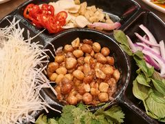 新鲜蔬菜配料-官塘鱻鱻鱼生·潮汕生腌·砂锅粥(西马路总店)