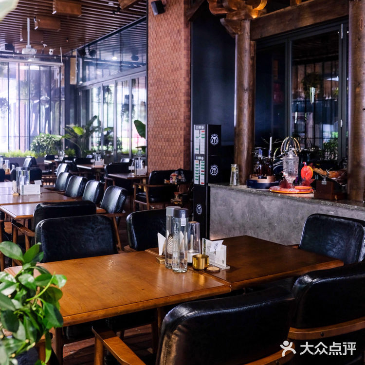 国内首家|城南必打卡の巴黎之花形象餐酒吧