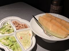 -左庭右院鲜牛肉火锅黑金店(陆家嘴中心店)