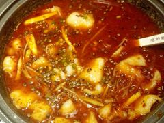 -渝是乎酸菜鱼(龙旗购物中心店)