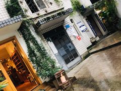 -懒鱼时光馆(沙坪坝店)