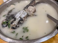 -雪湖煜辰鱼头老店(雪野湖店)