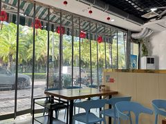 -老何家后安粉·糟粕醋海鲜火锅(三亚湾椰梦长廊店)