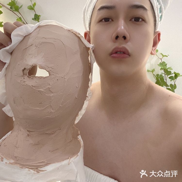 做完POLA黑BA石膏抗糖化皮肤真的会发光