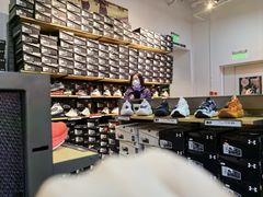 -UNDER ARMOUR(八达岭奥莱店)