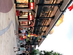-WOLFGANG PUCK KITCHEN & BAR(迪士尼小镇店)