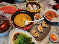 -蝴蝶里·粤菜·点心(滨江龙湖店)