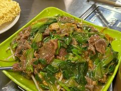 -胡须佬鸡煲四季火锅店(石厦西村直营店)