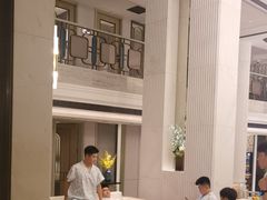 -浅深(世茂滨江精品店)