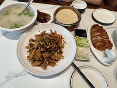 -梅利汴京烤鸭•开封豫菜地标店(东大街店)