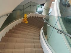 -麦当劳(展览路店)