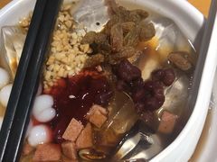 玫瑰汤圆冰粉-蓉李记成都名小吃(二七万达店)