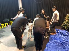 -猴有戏教育戏剧·音乐剧·主持口才·演讲朗诵辩论(环球港华师大校区)