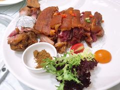 -王朝大酒店徐汇店-地面停车场