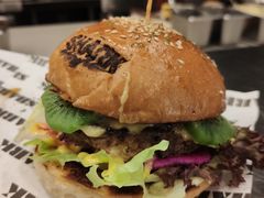 加州公主-shark burger·鲨鱼汉堡(交子大道店)