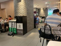 -麦当劳(宝山大厦店)