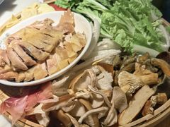 -滇铺子·云南特色菜·鲜花野菜季(曲靖万达店)