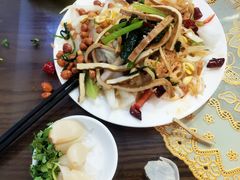 素拼-一间楼牛羊肉泡馍馆(东一路店)