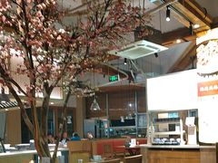 -蜜桃餐厅·伴山(湖滨商业街店)
