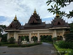 -西双版纳融创皇冠假日度假酒店